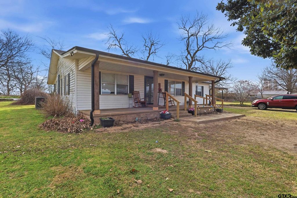 152 County Road 4310, Winnsboro, TX - View 2