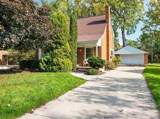 23043 Remick Dr, Clinton Township, MI 48036