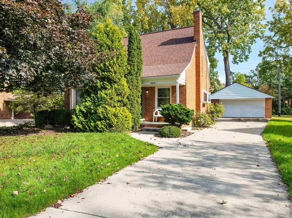23043 Remick Dr, Clinton Township, MI 48036