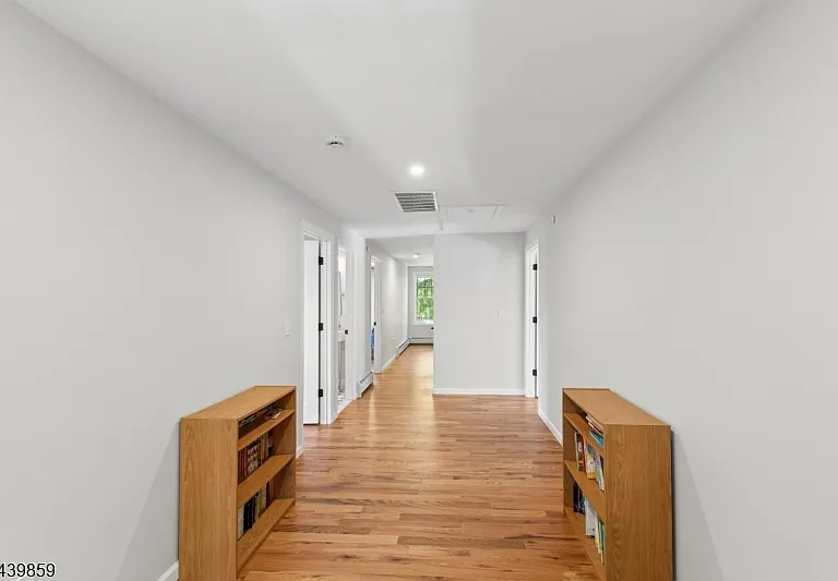 12 Forest Ave — Photo 36