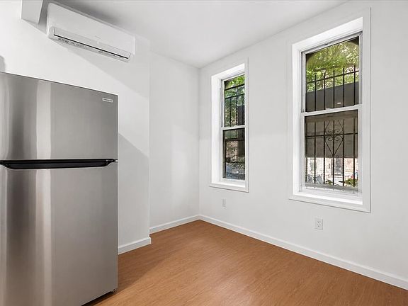 4th image of 324 Eldert St #1A
