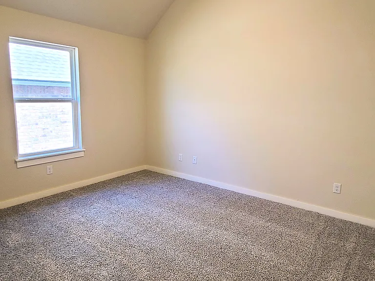 9304 SW 35th St — Photo 32