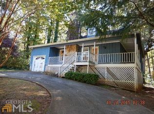 563 Lakeshore Dr, Stockbridge, GA
