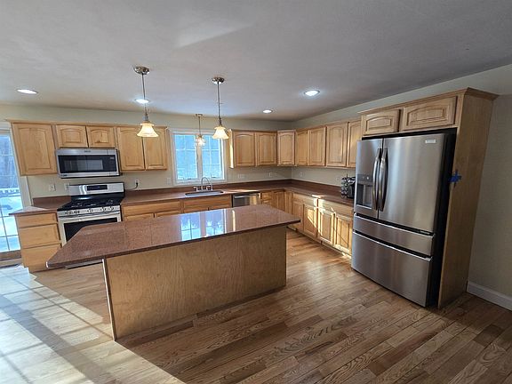 4th image of 125 Kelsey Road