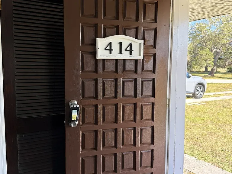 414 Cortez Dr — Photo 15