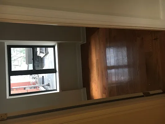 Rented by Avi Realty Manhattan | media 16