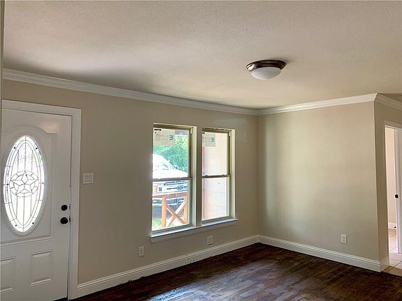 4th image of 1216 W Beddell St