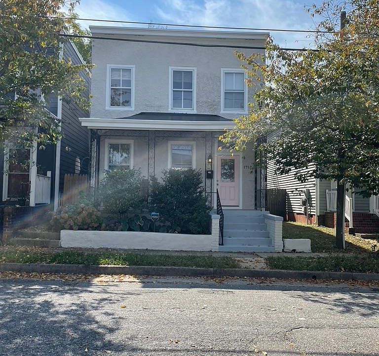1st image of 1713 Moore St