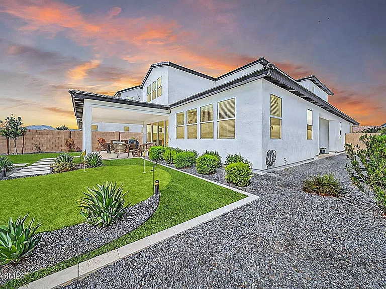 17329 W Gretna St — Photo 99