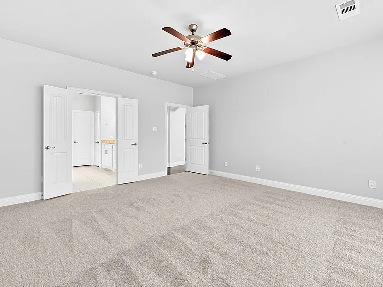 15608 Governors Island Way — Photo 28