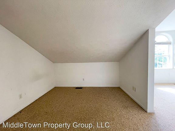 4th image of 1413 W University Ave APT 2