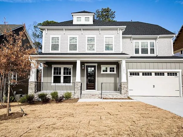 1013 Merrifield Dr — Photo 1
