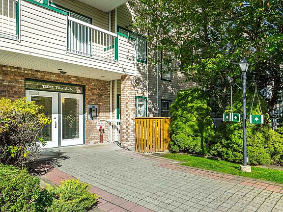 5th image of 13911 70th Ave Unit 219