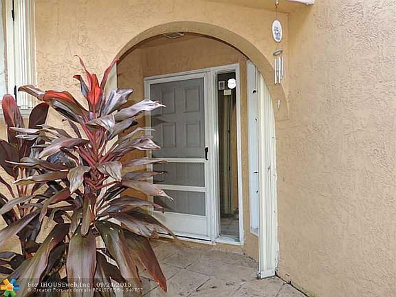 3rd image of 11423 Lakeview Dr #1-C