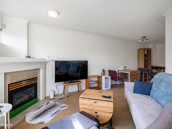2nd image of 2238 Kingsway #226