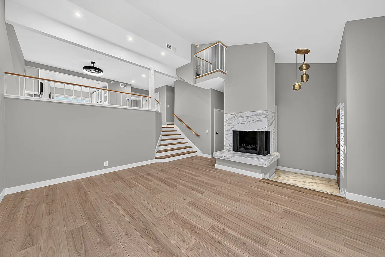 3 bed, 2.5 bath, 1458 sqft, $5,500 — Photo 3