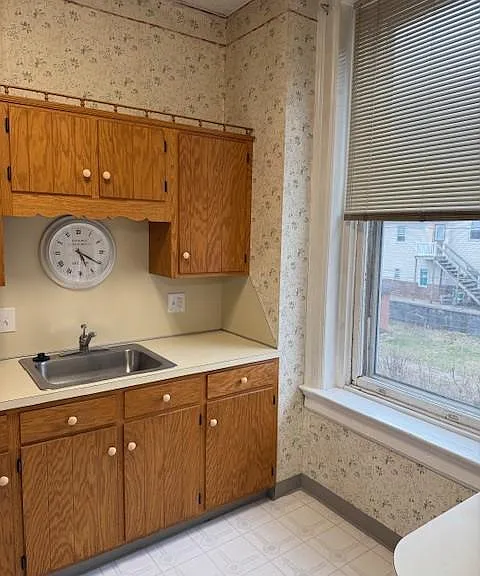 104 W Main St #33 — Photo 2
