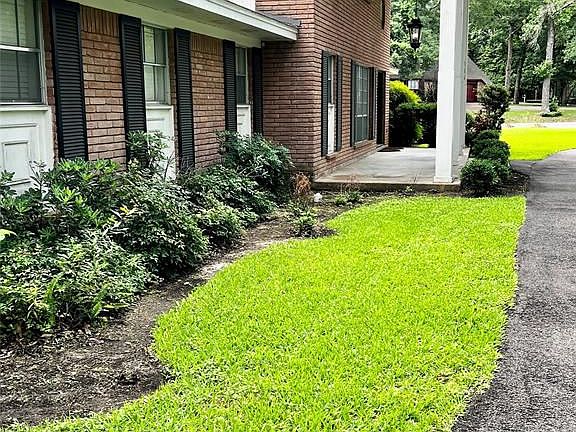 4th image of 106 Longacre Dr