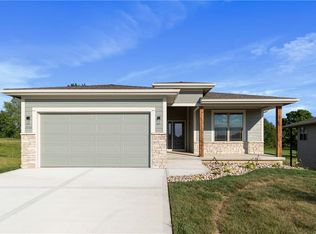 1111 Old Time Dr, Excelsior Springs, MO 64024