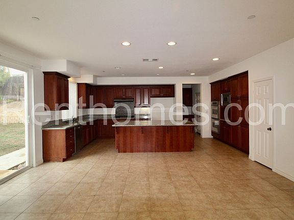 5th image of 11966 Handrich Dr