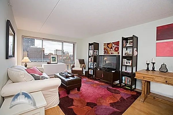 Sold by MNS | media 15