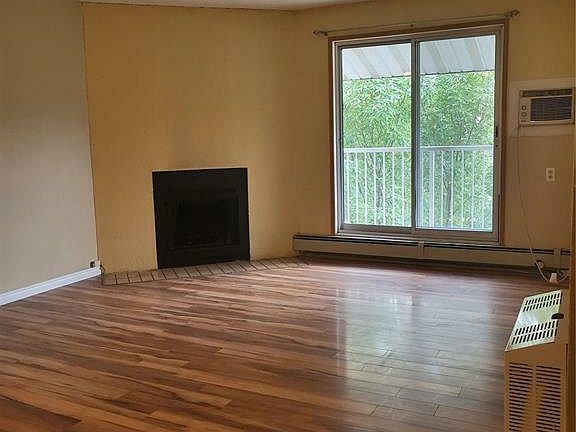 4th image of 306 Perkins St #304