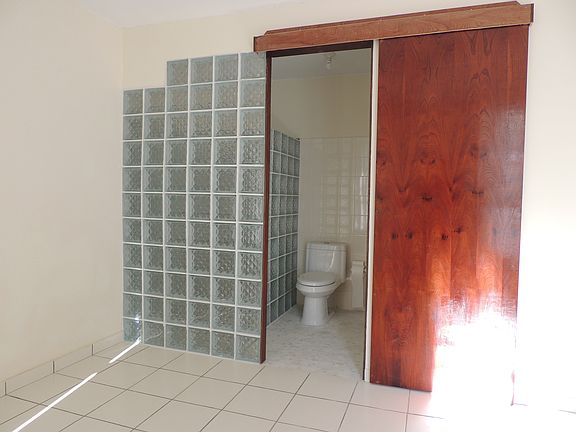 Masters' bathroom