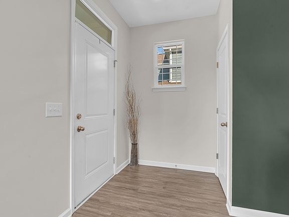 5th image of 103 Thomas Point Dr