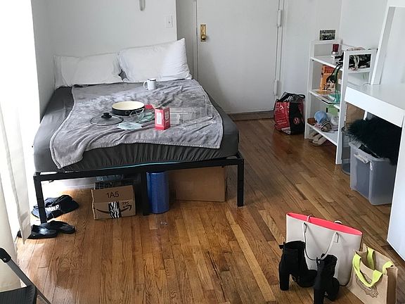 2nd image of 218 1st Ave #1