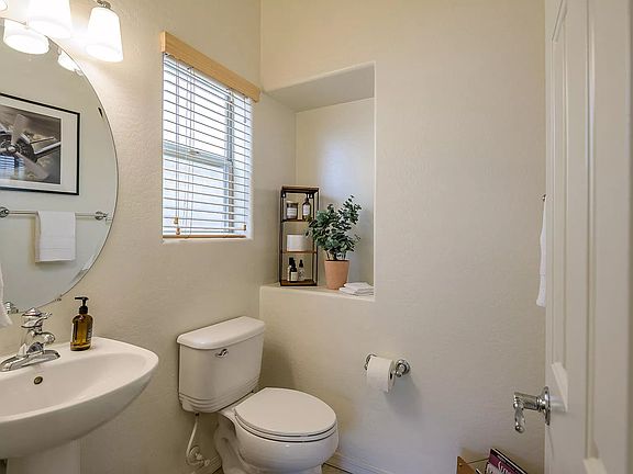 3rd image of 15821 N Dante Dr