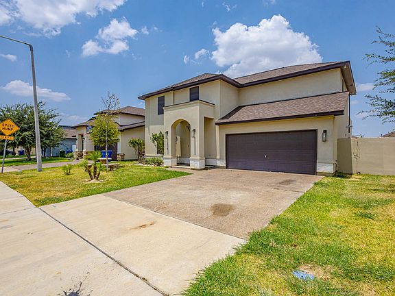 2nd image of 216 John Irving Dr
