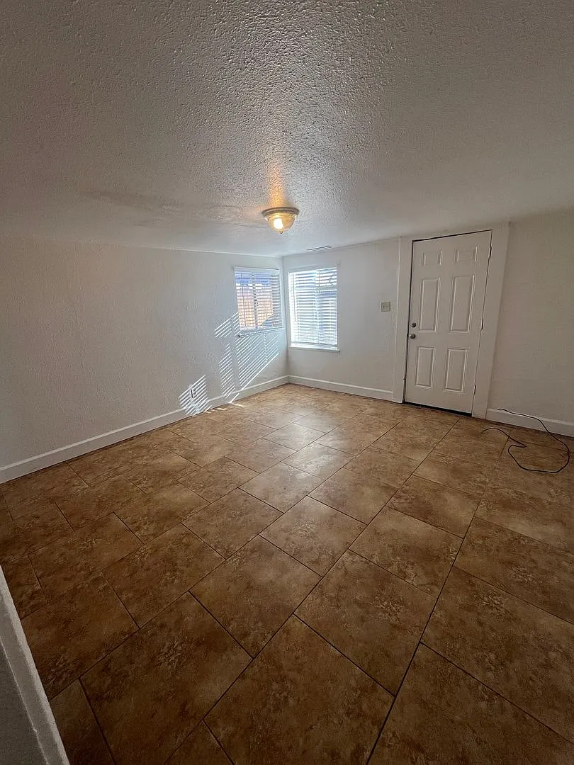 Garden Level Two Bedroom Available in Lakewood! — Photo 3