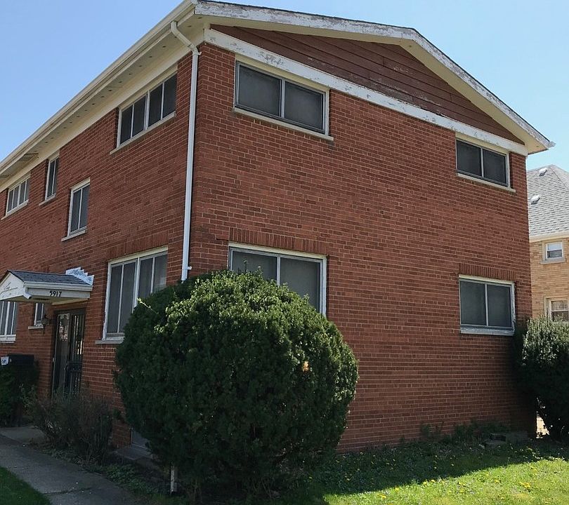 1st image of 5917 N California Ave