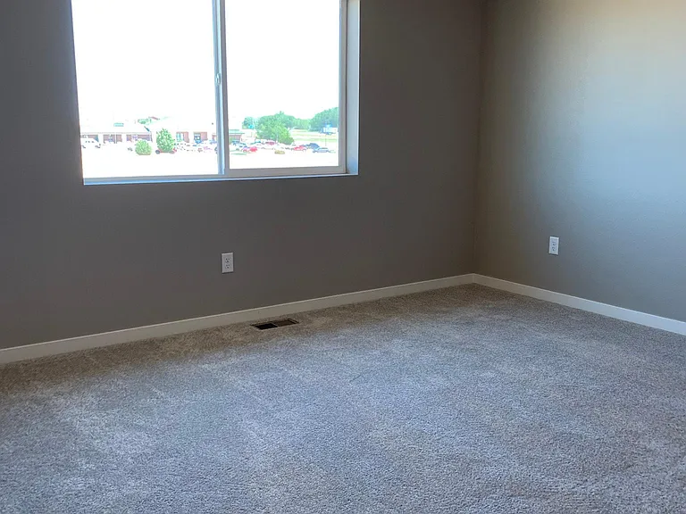 3960 Hackberry St — Photo 9