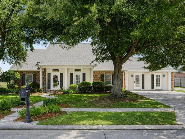 300 Cheyenne Dr, Houma, LA 70360
