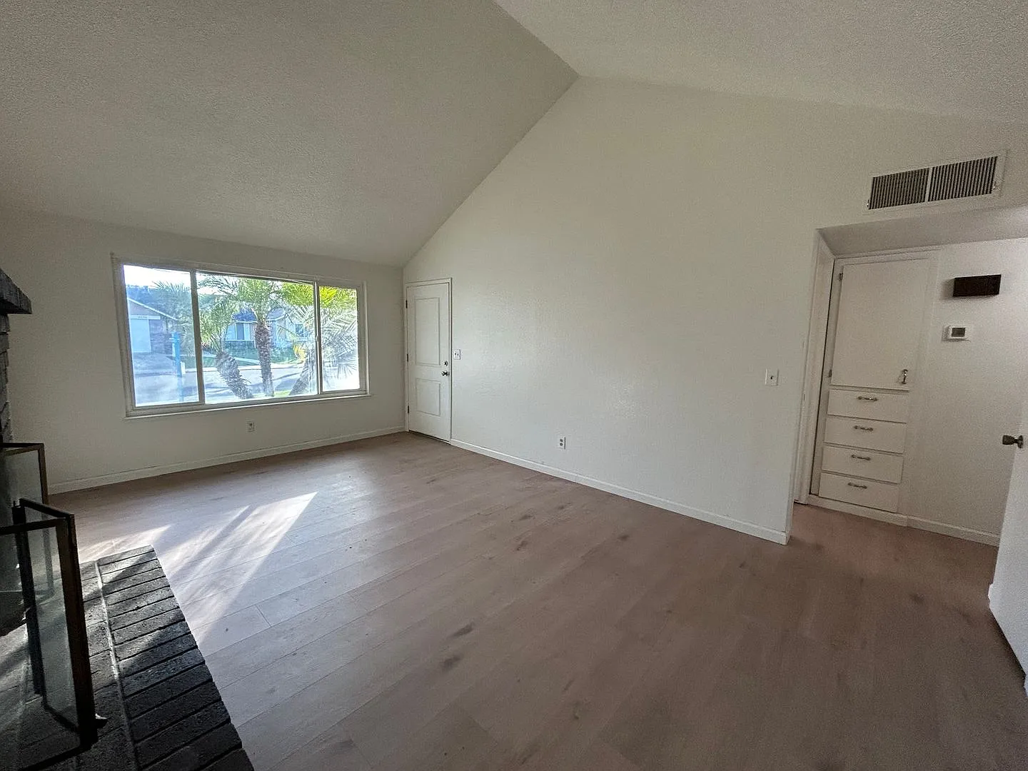 2897 - Diva Investments LLC — Photo 3