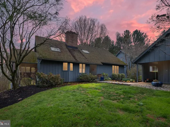 47 Clifton Dr, Kennett Square, PA 19348