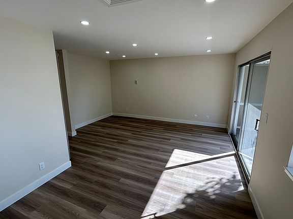 4th image of 2760 Melendy Dr #3