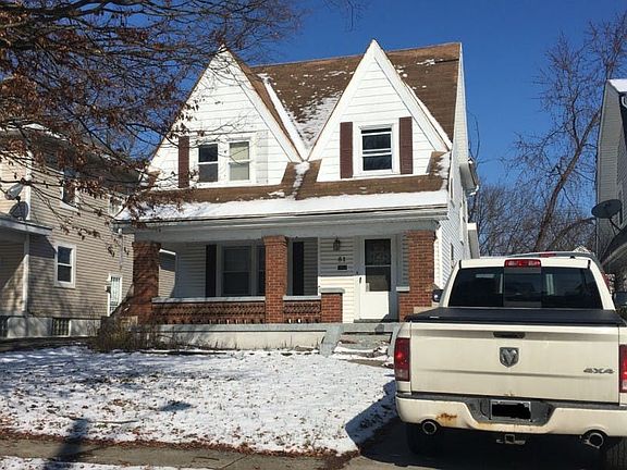 2nd image of 51 W Bruce Ave