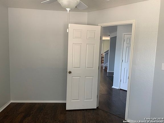 3rd image of 115 Jetlyn Dr