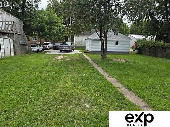 2nd image of 1105 13th St