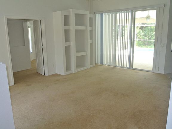 3rd image of 72 Long Meadow Ct
