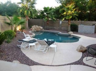 125 N Tiago Dr, Gilbert, AZ 85233
