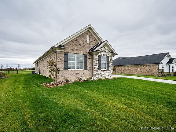 2nd image of 1838 Augusta Boulevard Lot 267