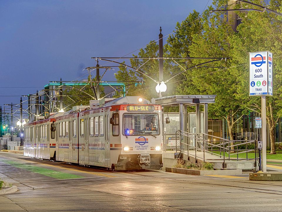 Close to UTA Trax