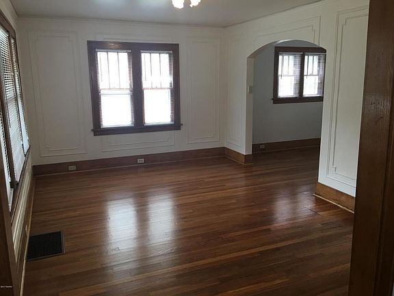 3rd image of 1631 Horton Ave SE