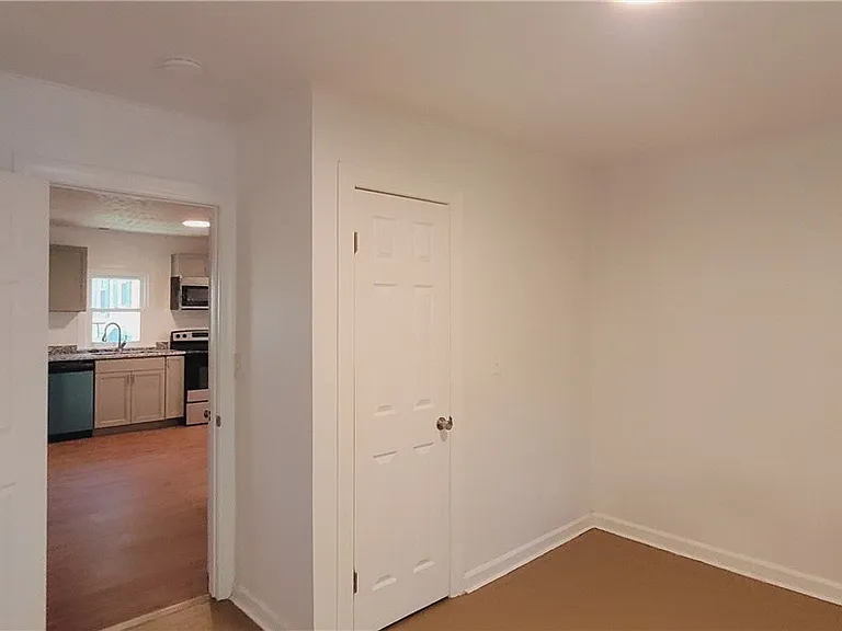 315 Saint Marks St — Photo 2