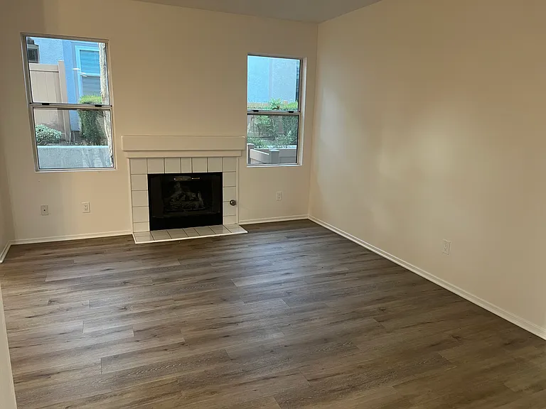 128 California Ct #128 — Photo 12