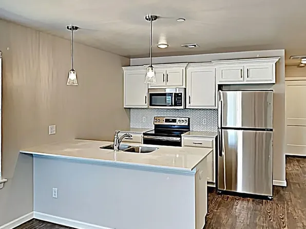 405 Summit Ridge Dr, Oklahoma City, OK 73114