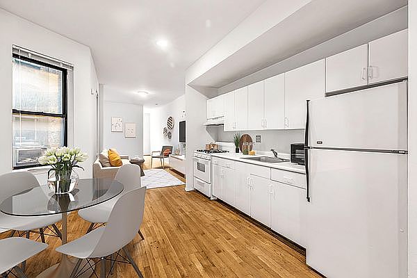 1st image of 152 Lexington Ave #5B